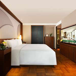 Bund Suite River View